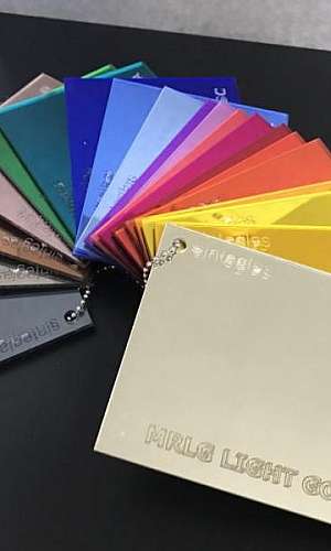 Chapa de acrílico espelhado dourado Chapa de acrílico espelhado dourado