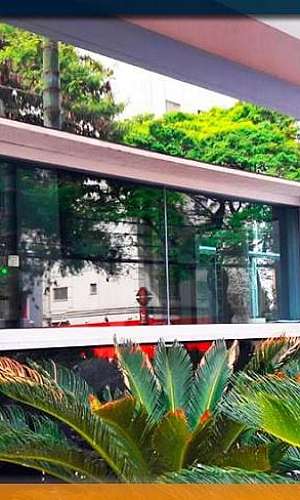 Película adesiva espelhada Película adesiva espelhada