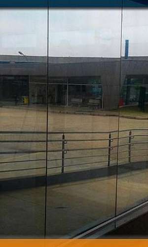 Película de vidro espelhada Película de vidro espelhada