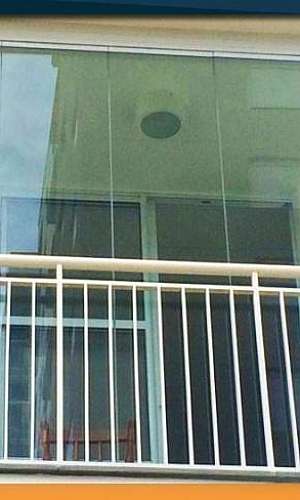 Película para vidro de sacada Película para vidro de sacada